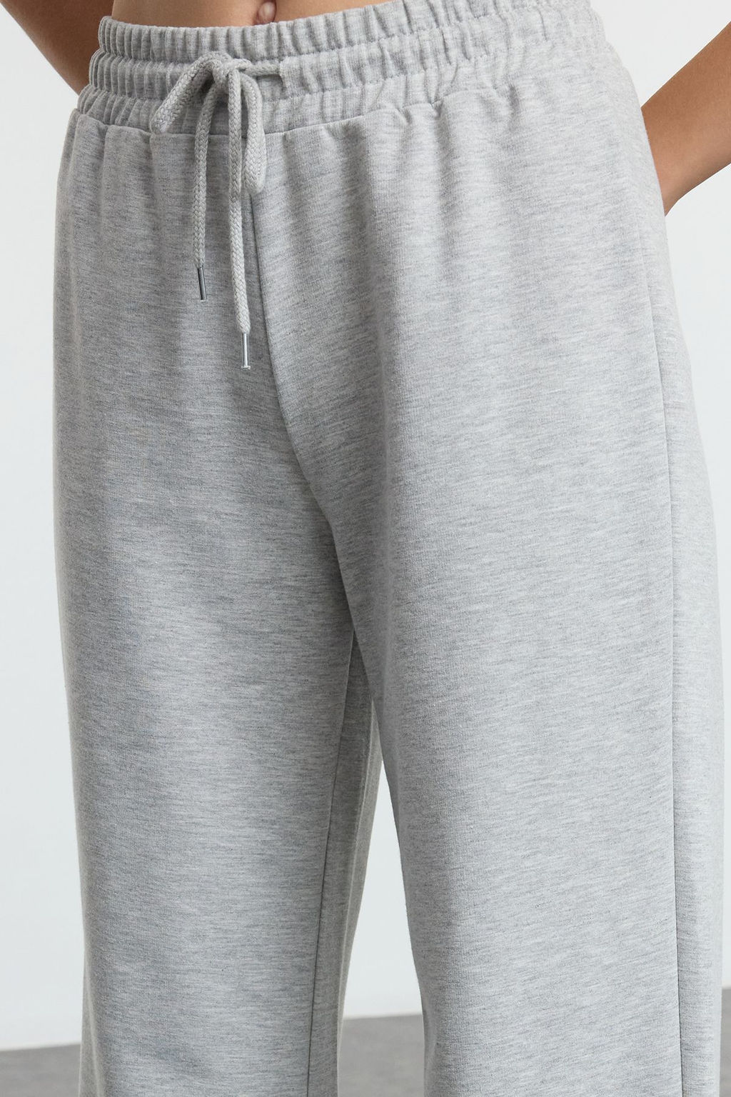 Gri Melanj Genis Paca Ince Orme Spor Esofman Alt? TWOAW22EA0053