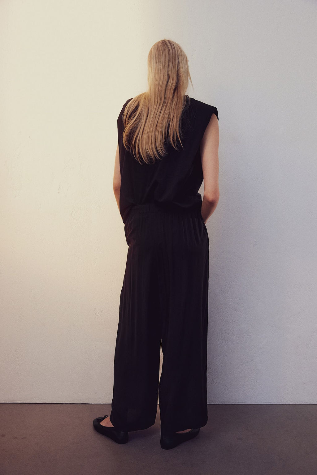 Pantalon tobillero sin cierre - H&m фото 8