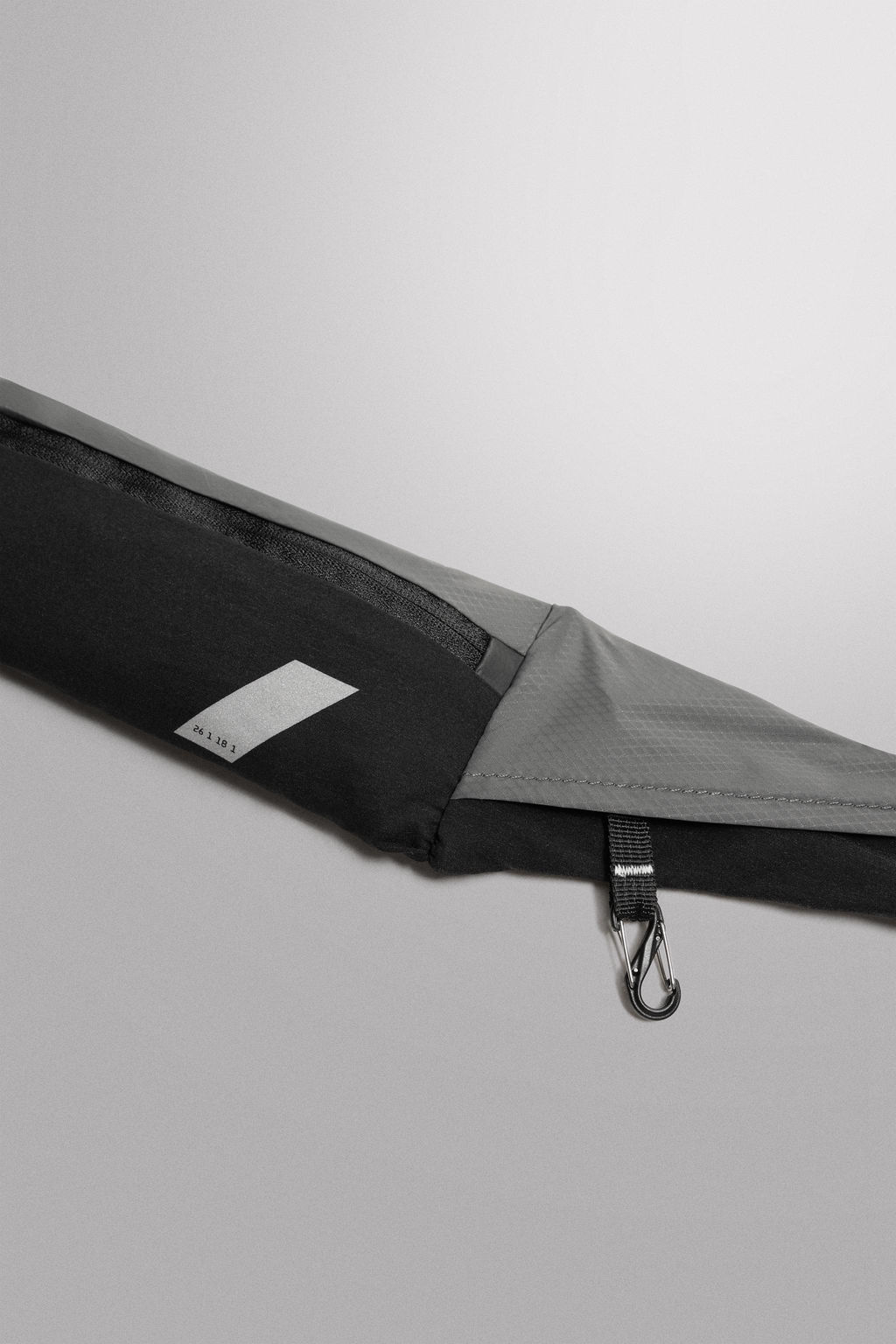 TECHNICAL SPORTS BELT BAG