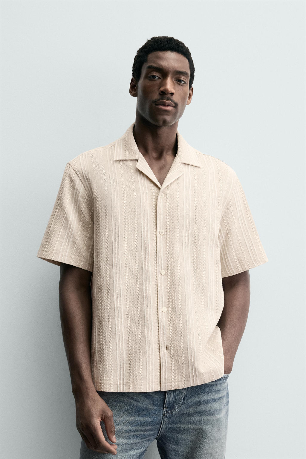 Рубашка CAMISA JACQUARD GEOMETRICO песочная