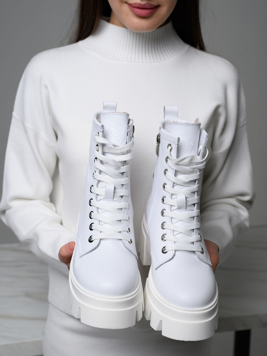 Ботинки 329.зиплайнw.Белый/байка