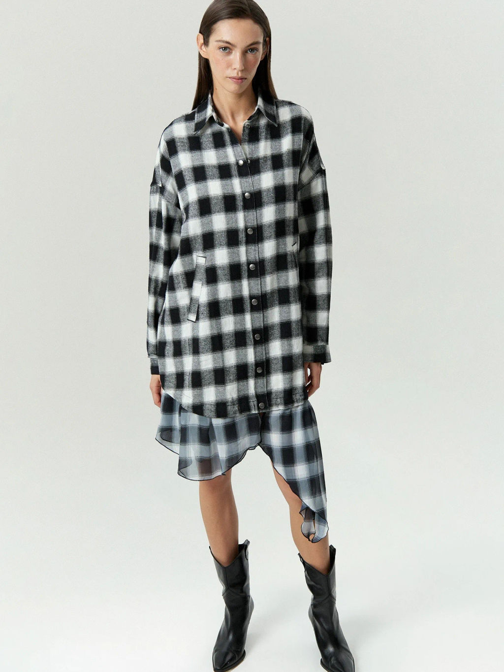 ЕМКА / Платье-рубашка миди в клетку - Emka фото 4