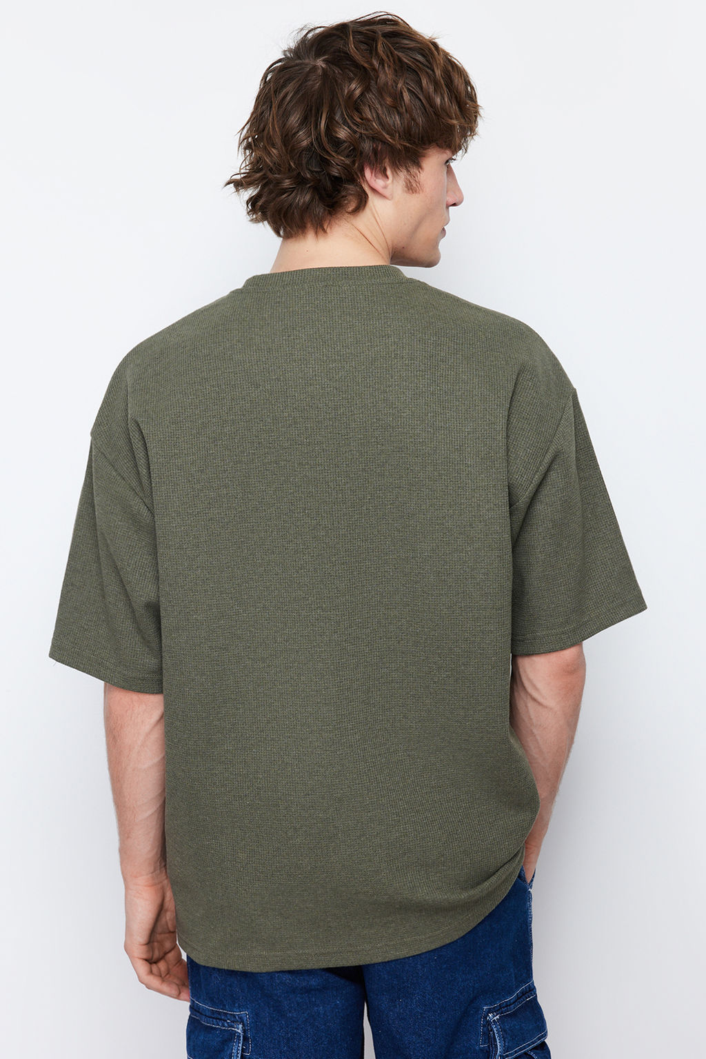 Haki Oversize K?sa Kollu Dokulu T-shirt TMNSS22TS00049