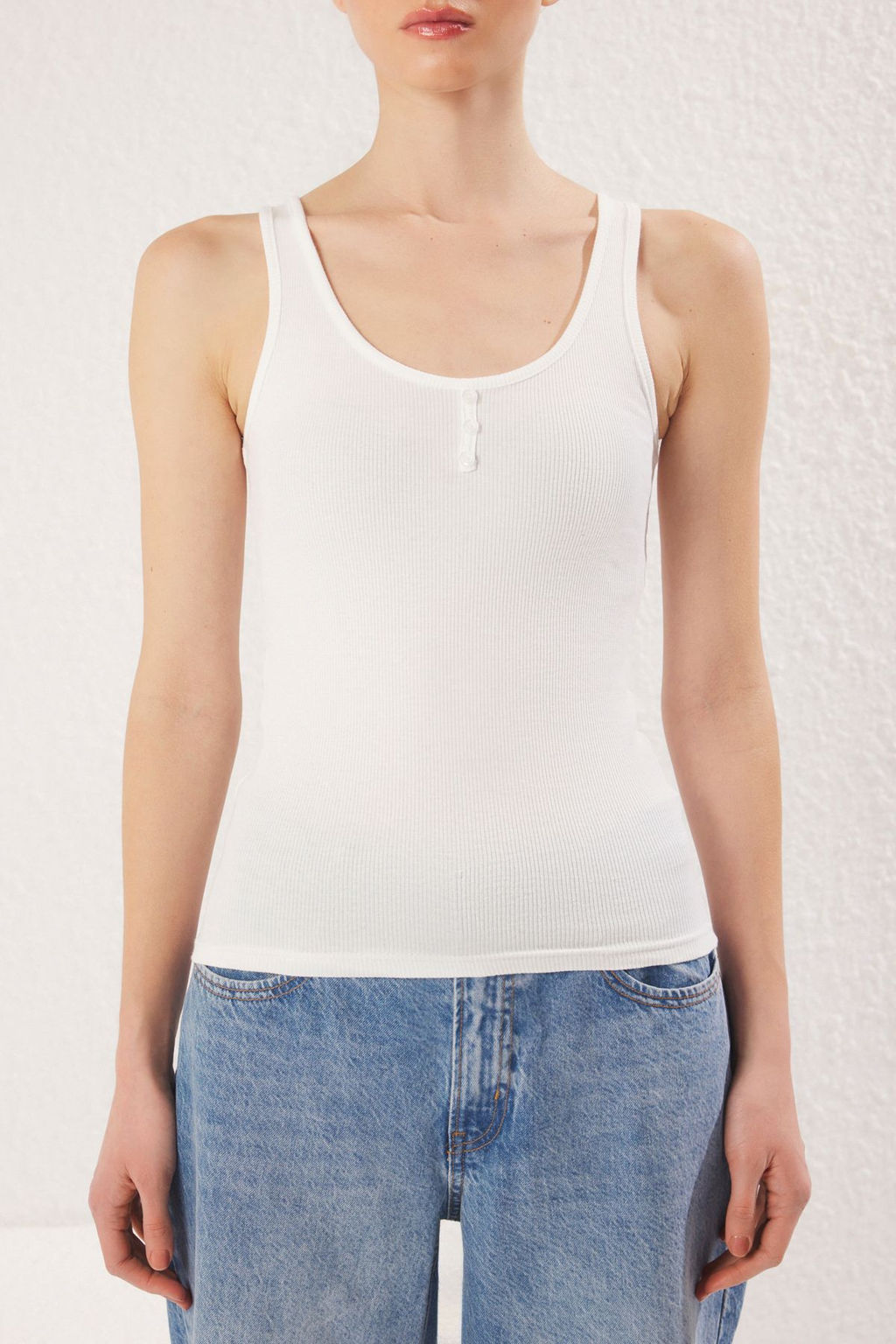 Ekru Dugmeli Fitted/Vucuda Oturan Pamuklu Esnek Fitilli Orme Atlet TWOSS24AL00015