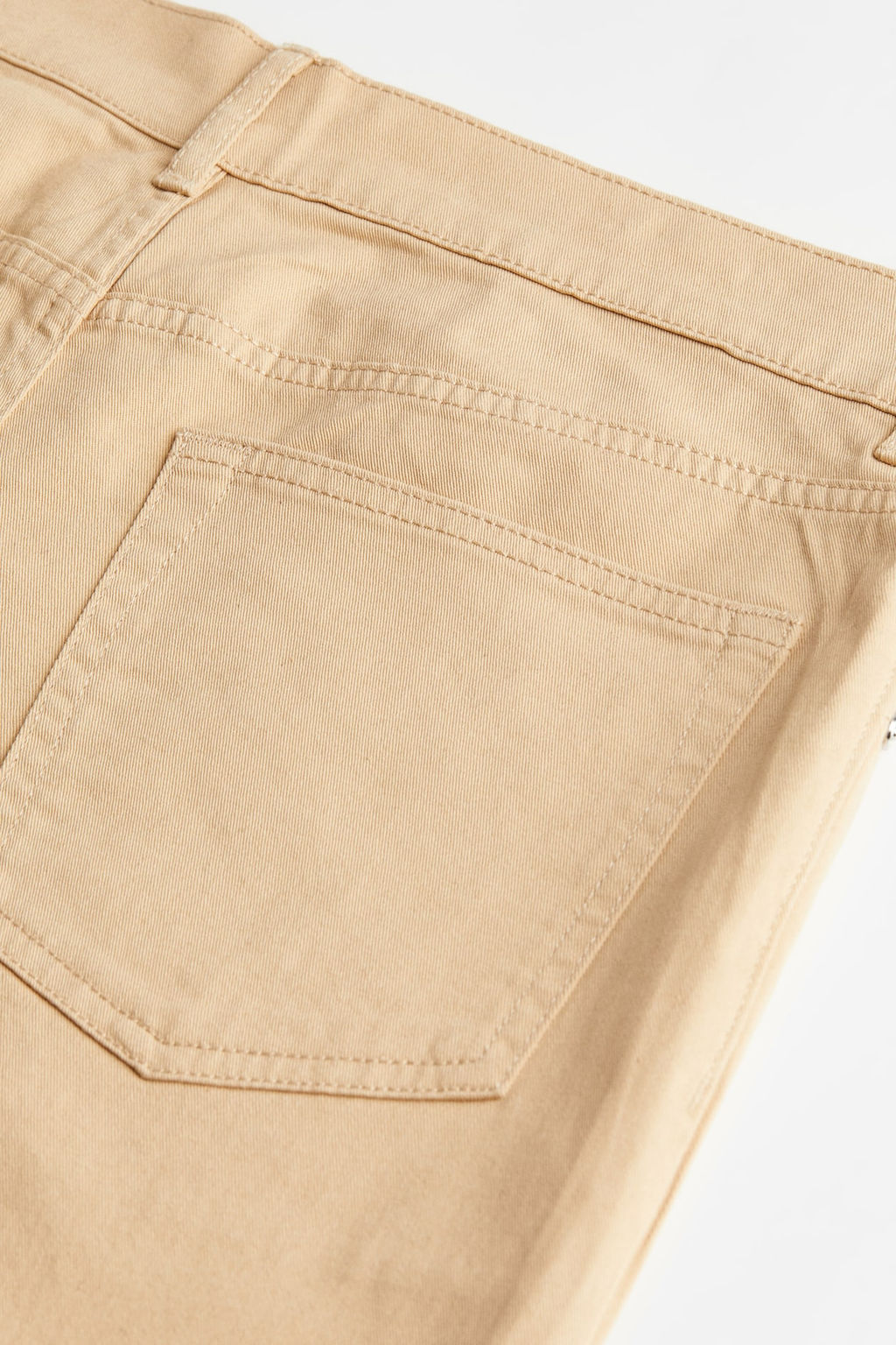 Pantalon corto en sarga de algodon Slim Fit - H&m фото 2