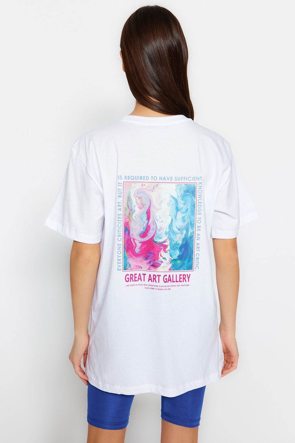 TRENDYOLMILLA Beyaz On ve S?rt Bask?l? Boyfriend/Genis Kal?p Orme T-Shirt TWOSS23TS00334  фото 11