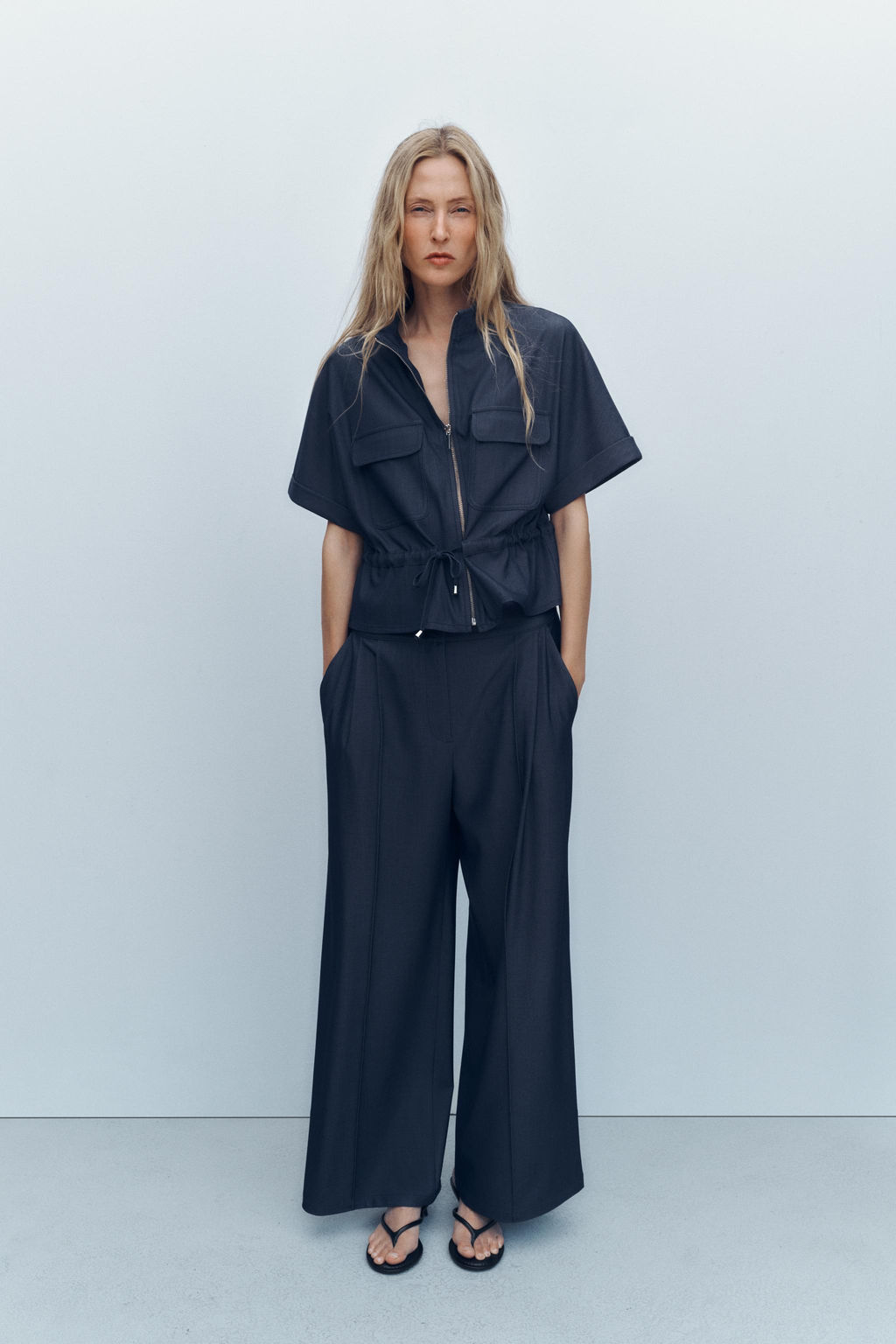 WIDE-LEG DARTED TROUSERS - Zara фото 8