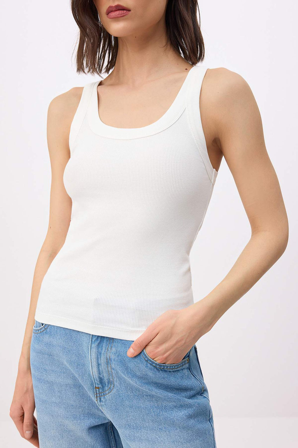 Ekru Havuz Yaka Regular Boy Fitilli Esnek Vucuda Oturan Orme Atlet TWOSS24AL00060