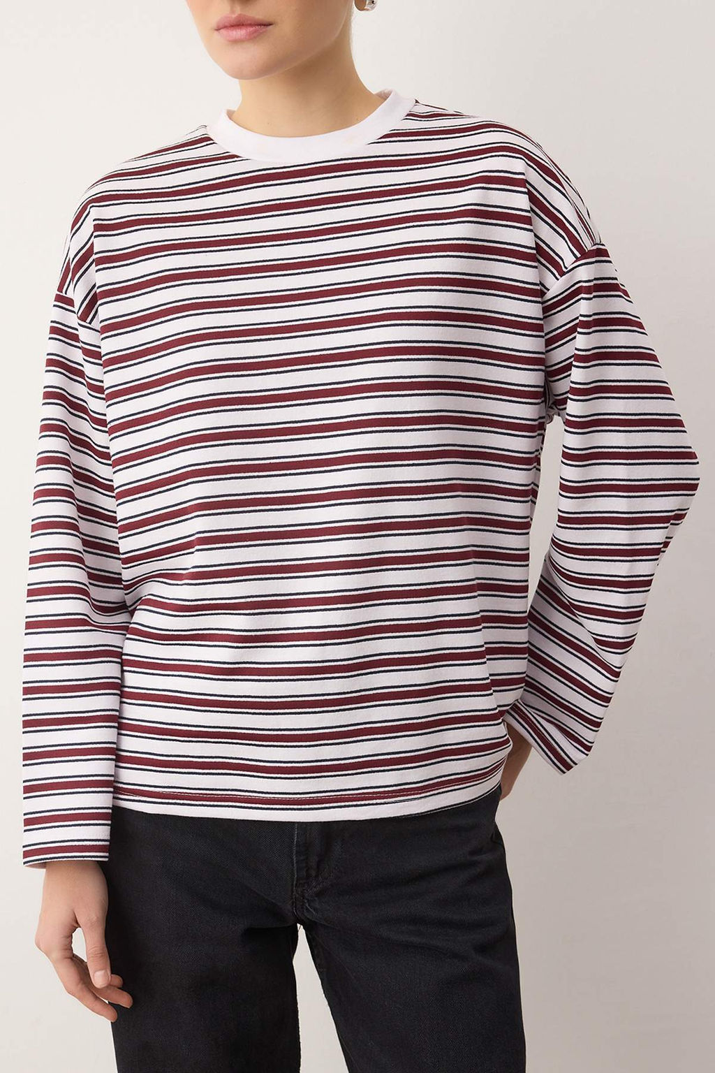 Cok Renkli Cizgili Oversize/Genis Kesim Bisiklet Yaka Ince Orme Sweatshirt TWOAW23SW00326