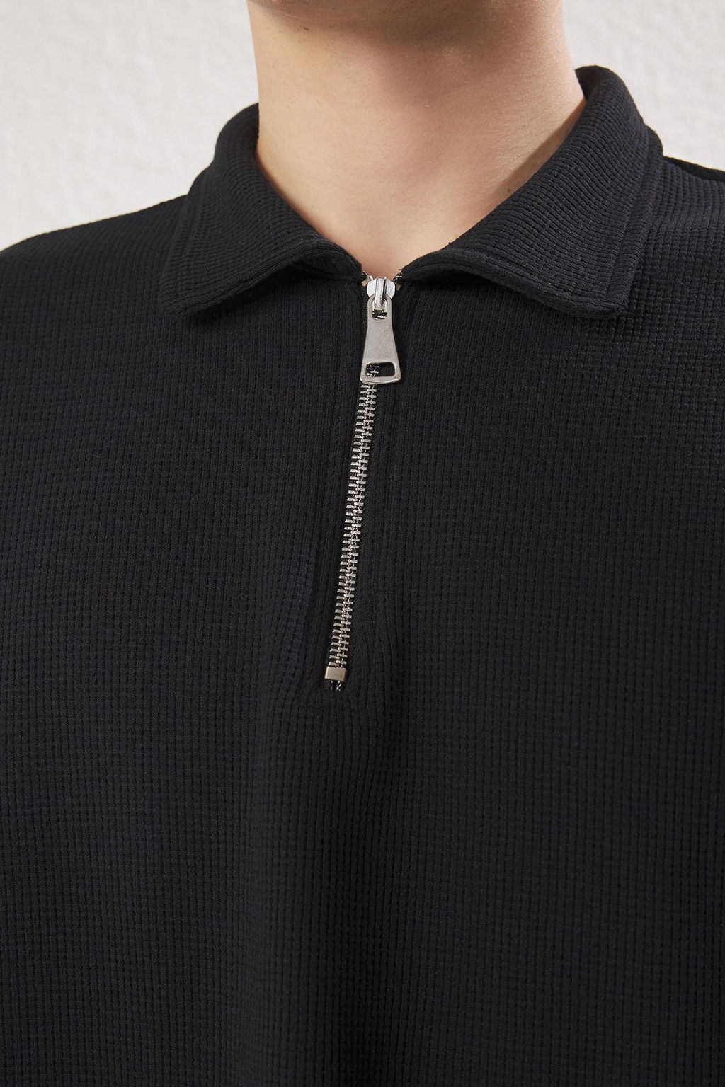 Siyah Oversize/Genis Kesim Dokulu Fermuarl? Polo Yaka T-shirt