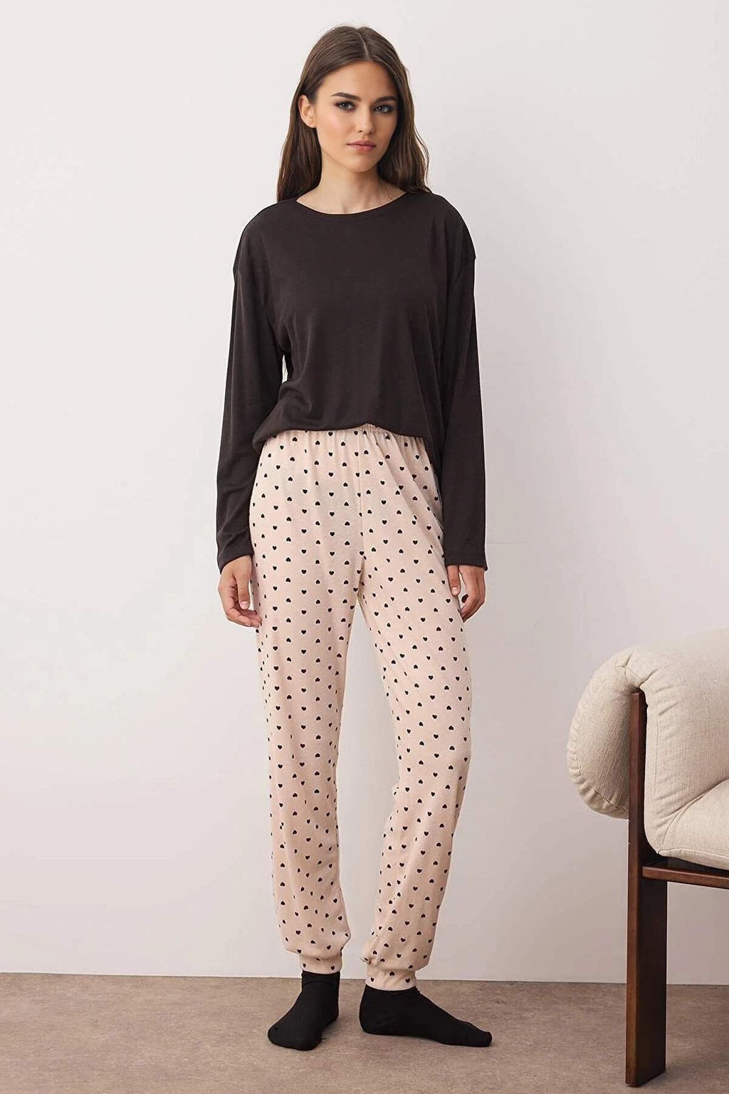 Siyah-Krem Kalpli Yumusak Tuse K?sl?k Orme Pijama Tak?m? THMAW26PT00020 - Trendyolmilla фото 2