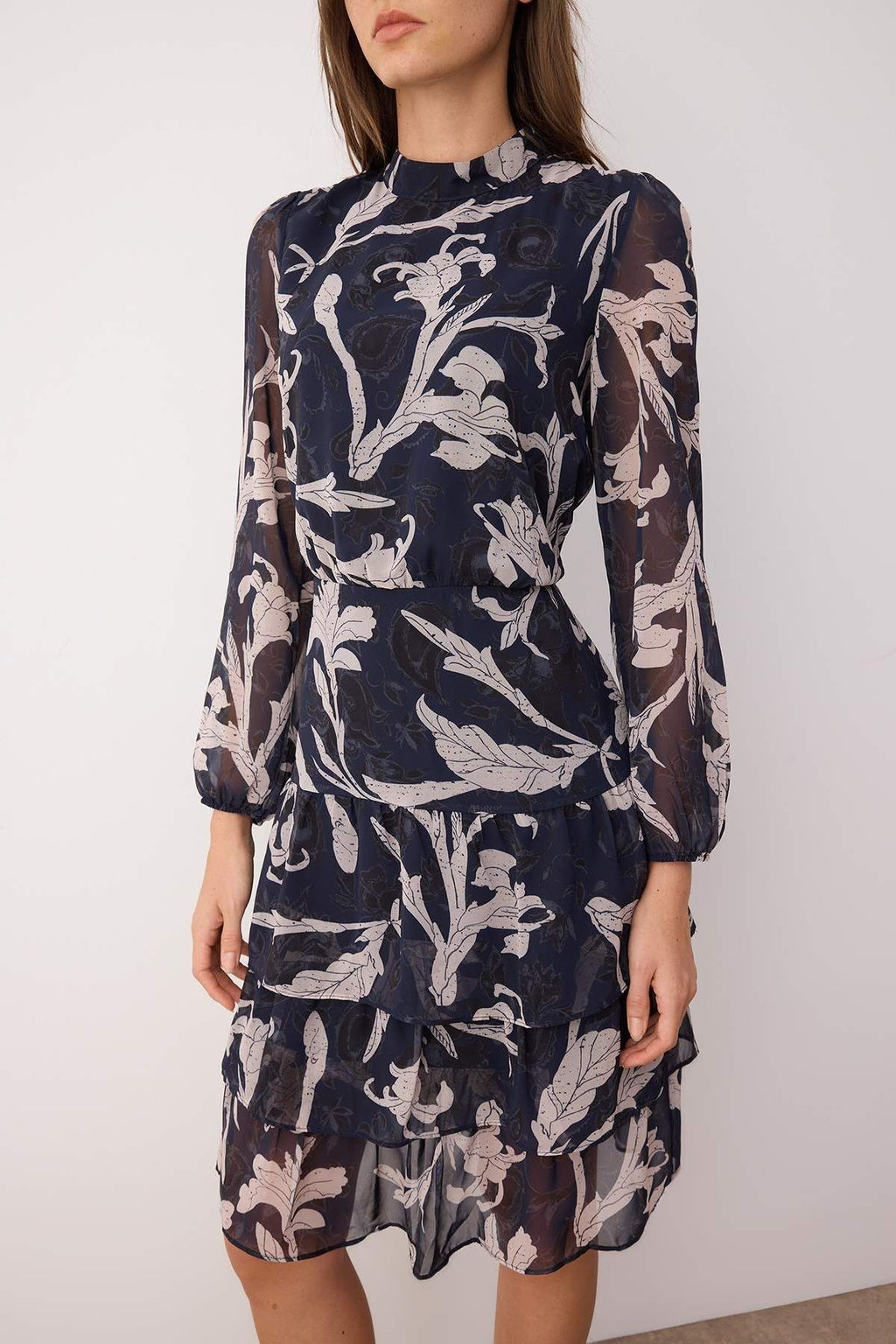 TRENDYOLMILLA Siyah-Cok Renkli Cicekli Skater F?rf?r Midi Dokuma K?sl?k Elbise TWOAW21EL0354 фото 13