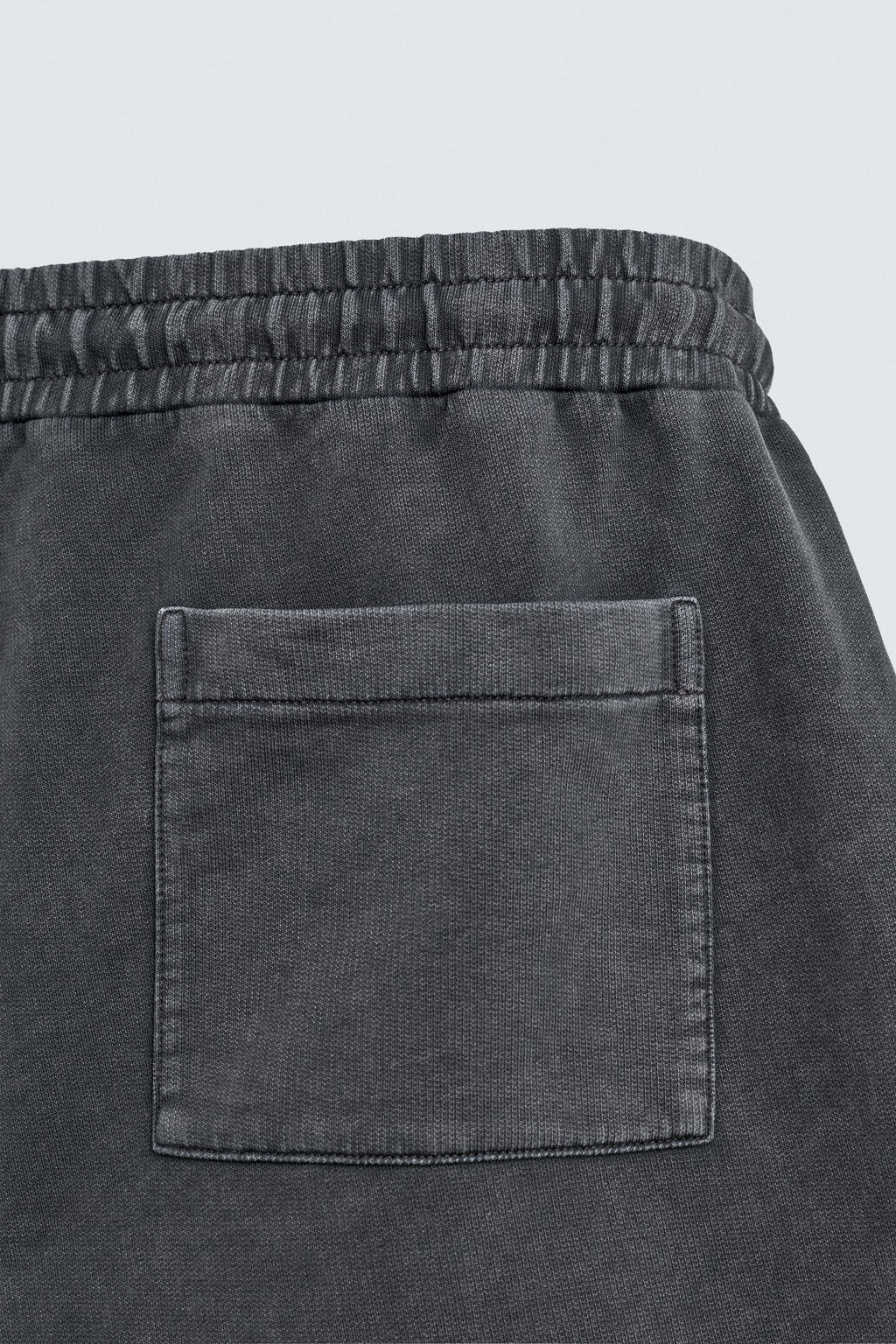 SHORTS JOGGER LAVADOS / Antracita oscuro