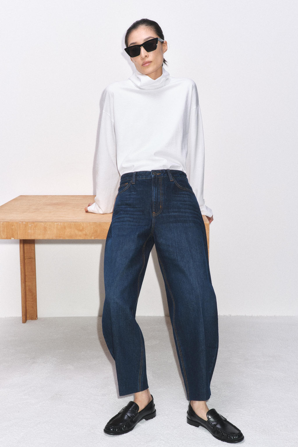 ZW COLLECTION BARREL HIGH-WAIST JEANS - Zara фото 15