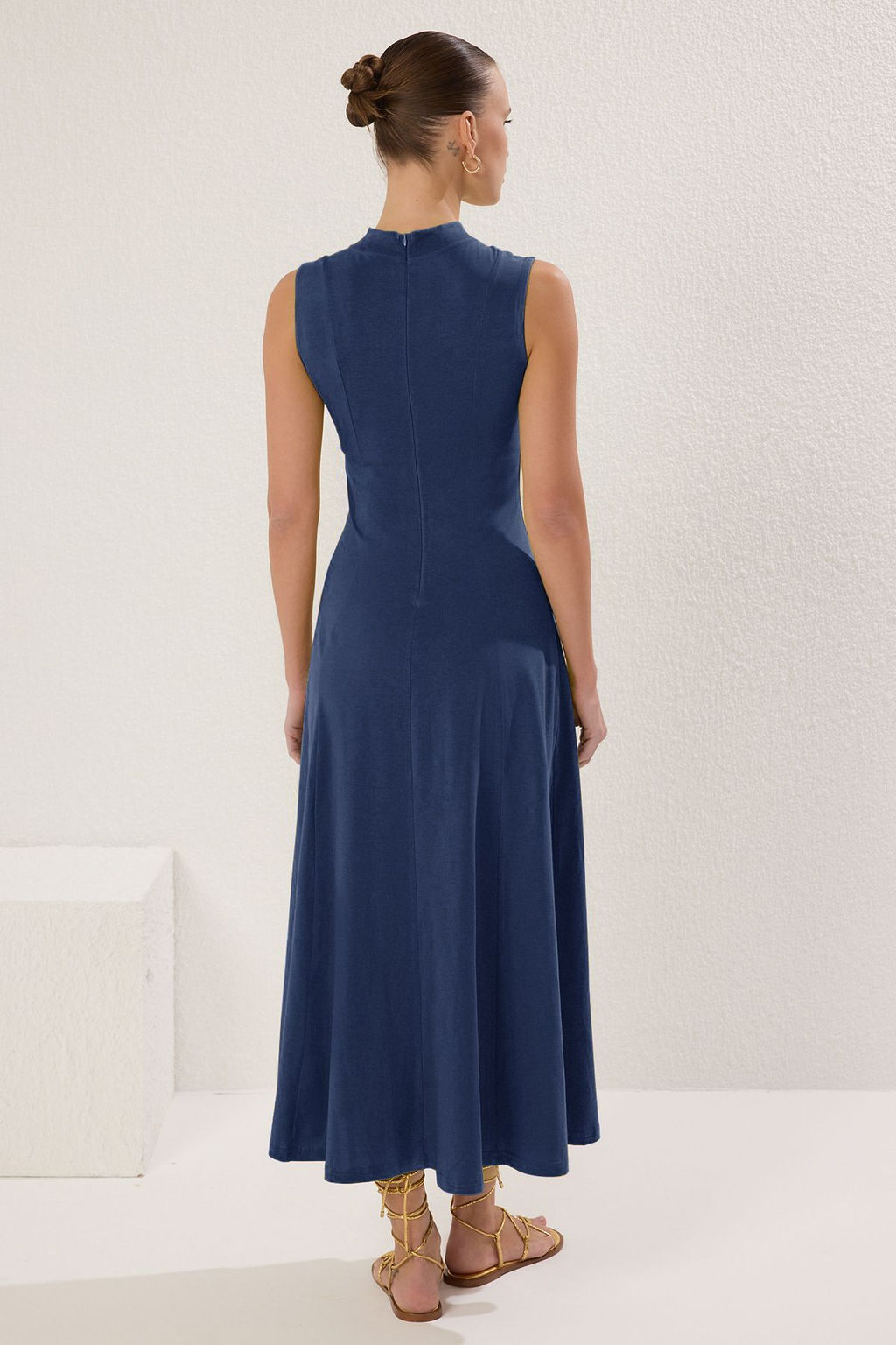 Indigo Dik Yaka A Line/Can Kesim Pamuklu Maxi Orme Elbise TWOSS25EL00462 - Trendyolmilla фото 4