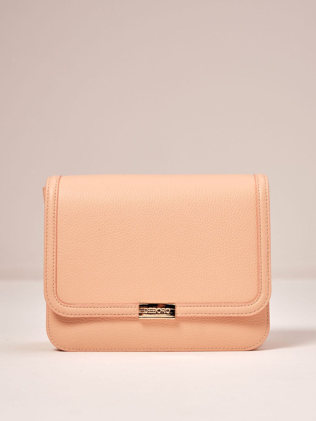 Кожаная сумка Deboro 30532 персик