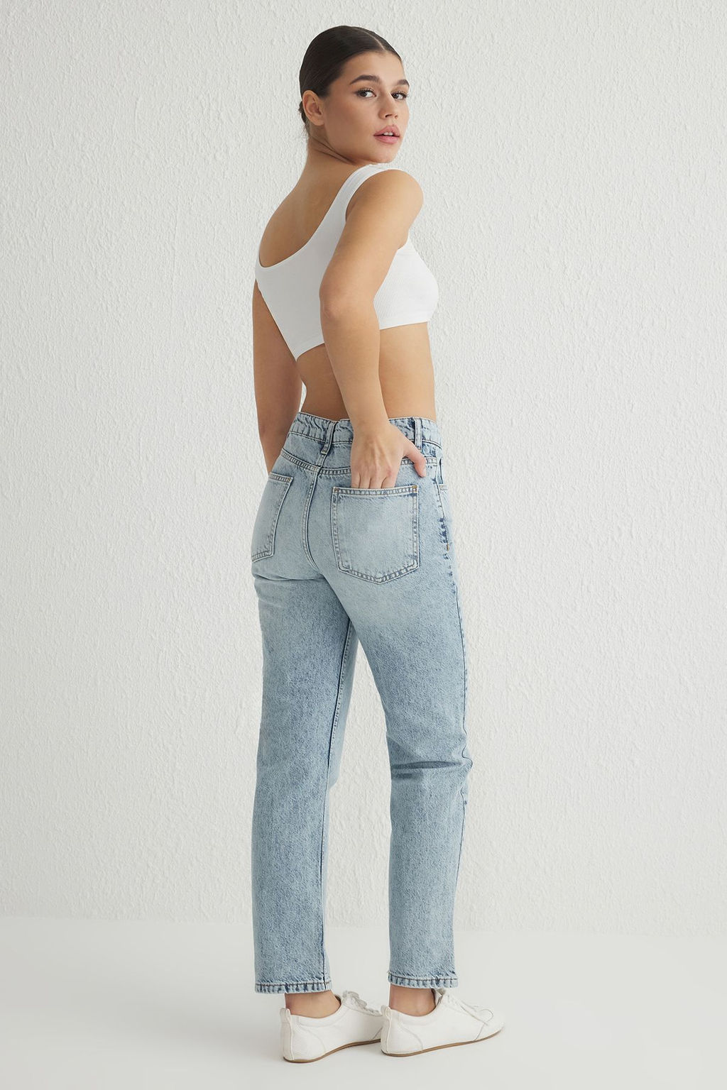 Ac?k Mavi Normal Bel Duz Kesim Straight Jeans TWOSS25JE00074 - Trendyolmilla фото 10