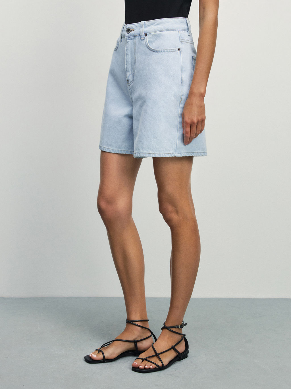 Джинсовые шорты с высокой посадкой / Zarina  фото 4