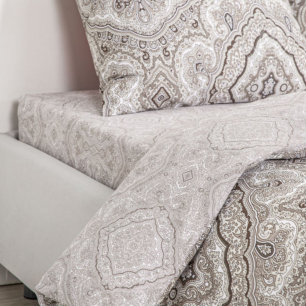 Постельное белье Элегант (поплин зима-лето) 2 сп. с Евро/Пододеяльник стеганый (молния): 1 шт. - 215*175; Простыня: 1 шт. - 215*240; Наволочка (клапан): 2 шт. - 70*70; Зима - лето