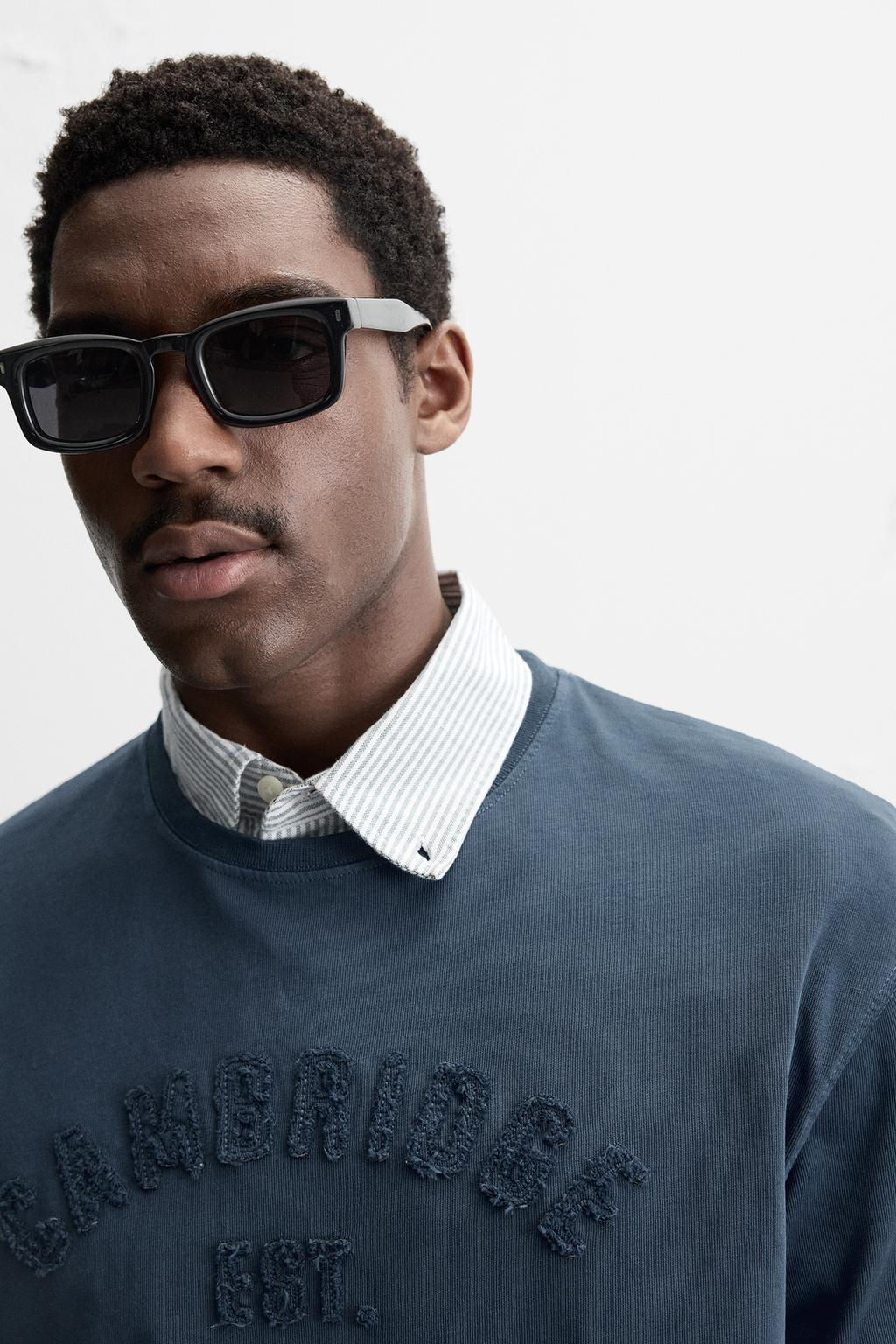 CAMBRIDGE EMBOSSED TEXT T-SHIRT - Zara фото 6