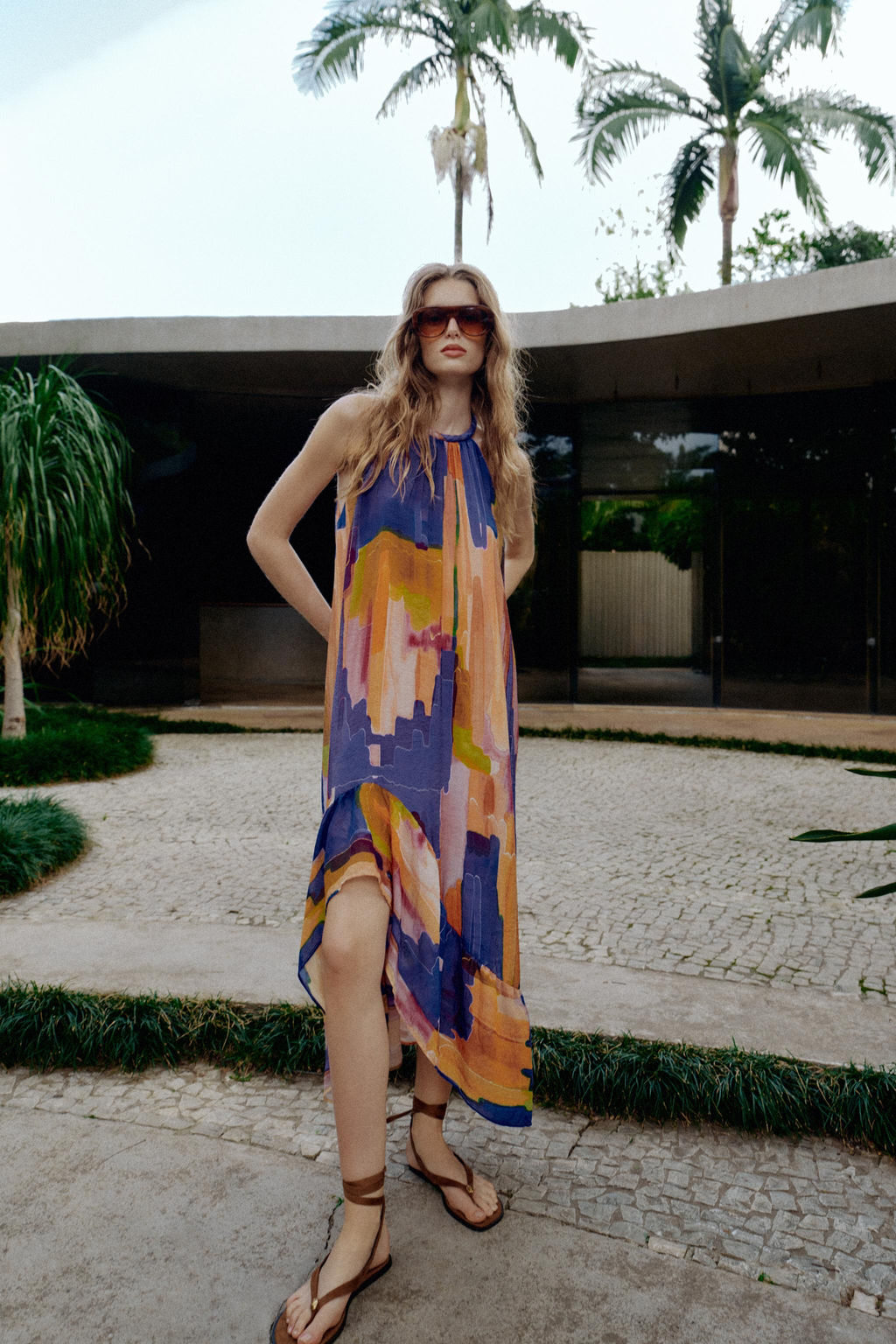 VESTIDO ESTAMPADO BAJO ASIM?TRICO / Multicolor