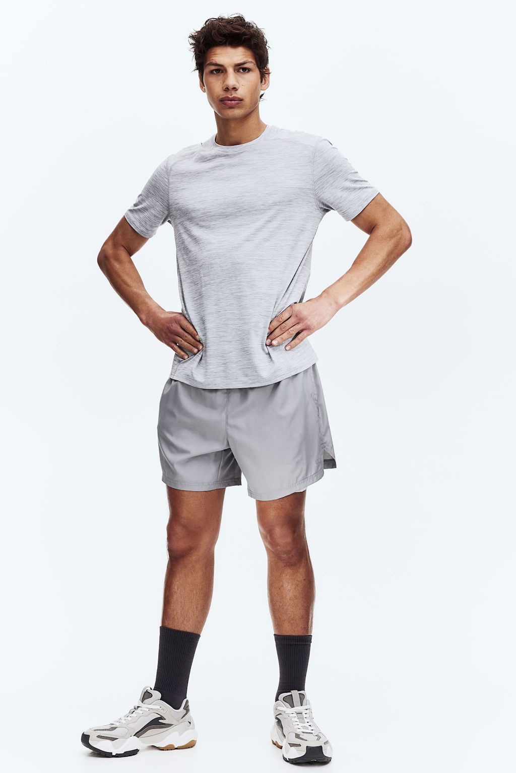 Camiseta de deporte en DryMove Muscle Fit - H&m фото 3