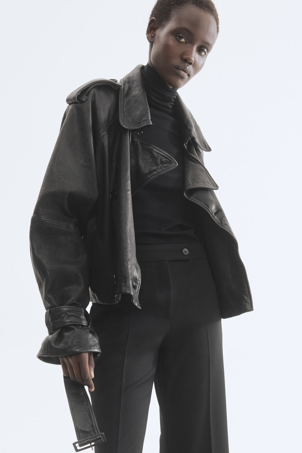 Pantal?n tobillero de corte bootcut - H&m фото 7