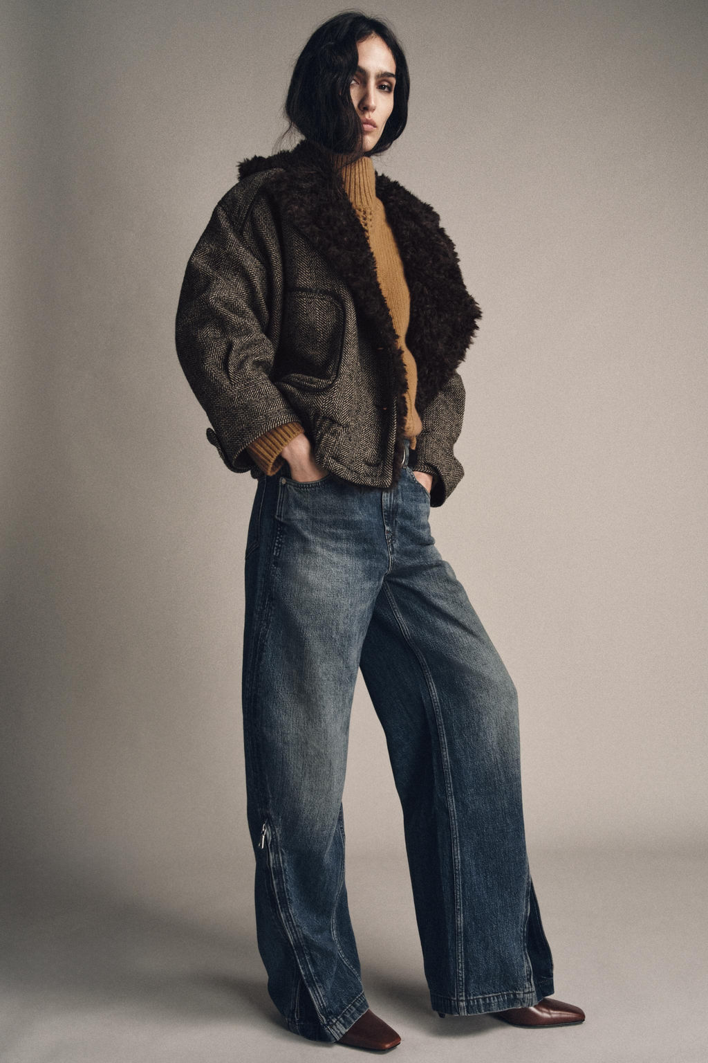 ZW COLLECTION BALLOON MID-WAIST JEANS WITH ZIPS LIMITED EDITION - Zara фото 2