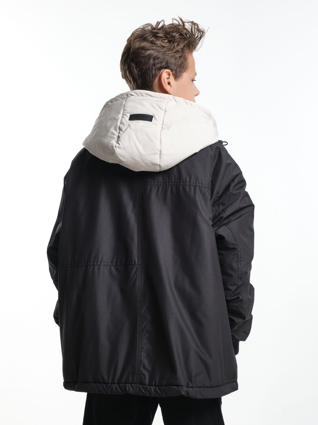 Куртка для мальчика утепленная 33-8215 черный