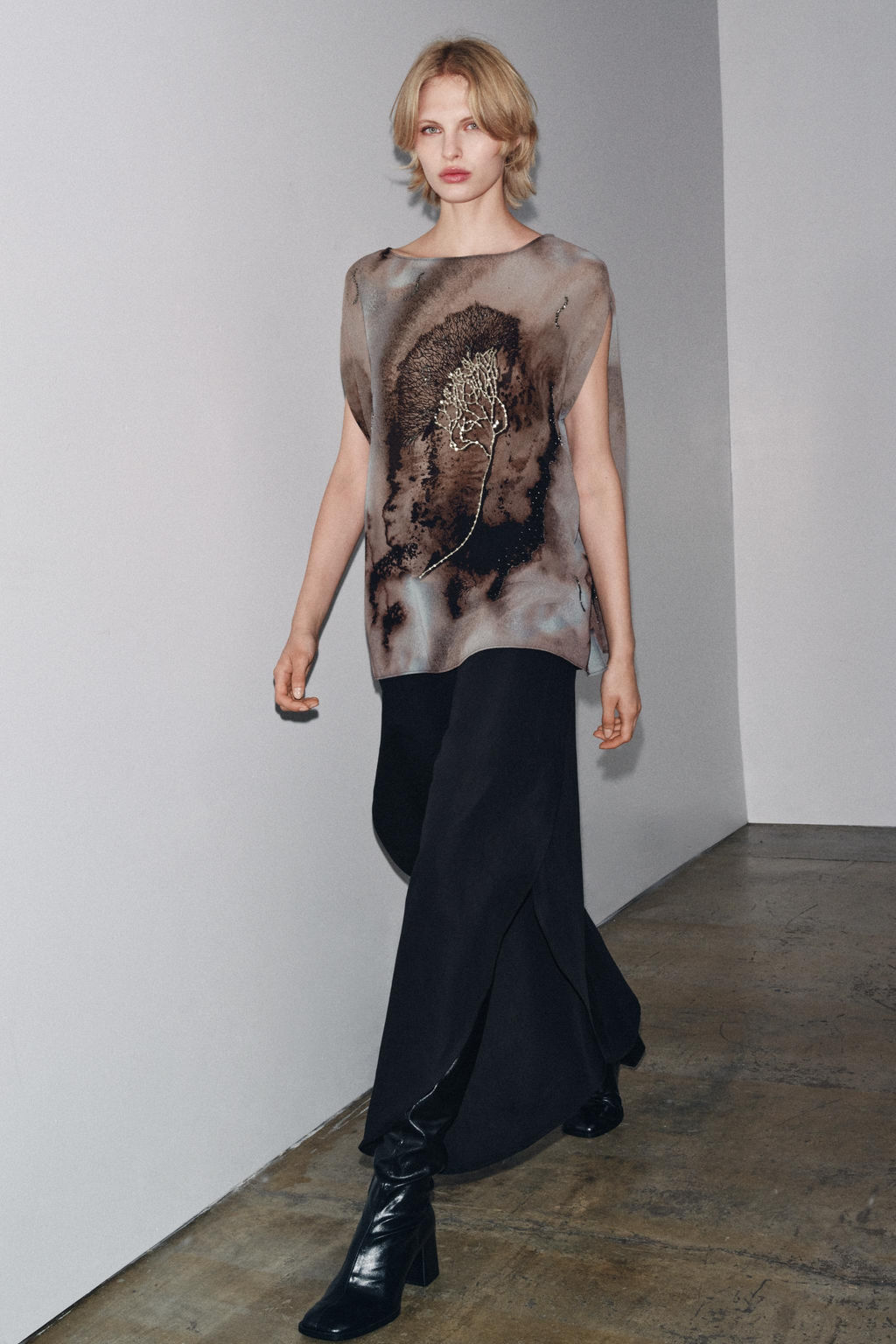PRINTED BEADED TOP