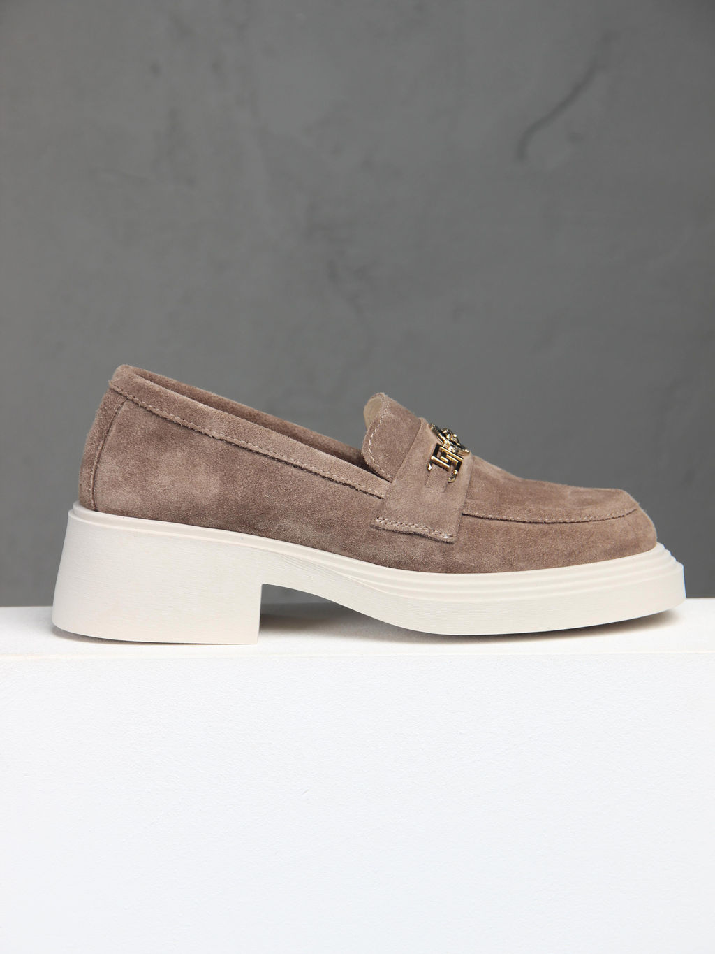 Лоферы туфли 173.1453be.Коричневый капучино замша