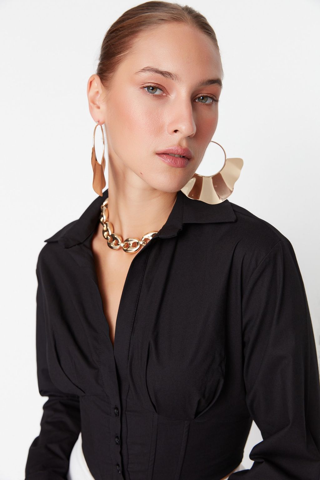 Siyah Crop Astarl? Korse Detayl? Dokuma Poplin Gomlek TPRAW23GO00004