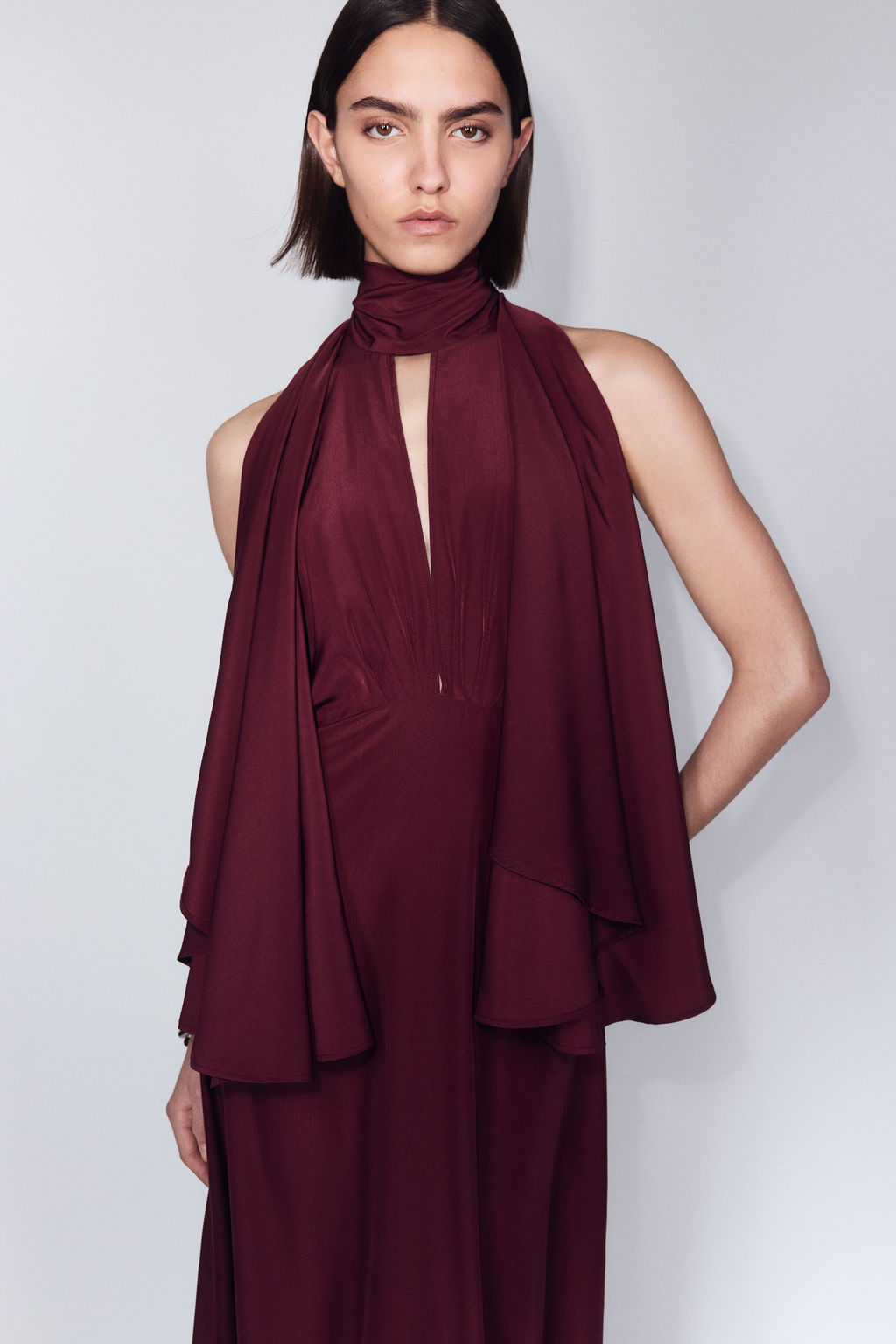 Vestido caft?n con mangas capa - H&m фото 3