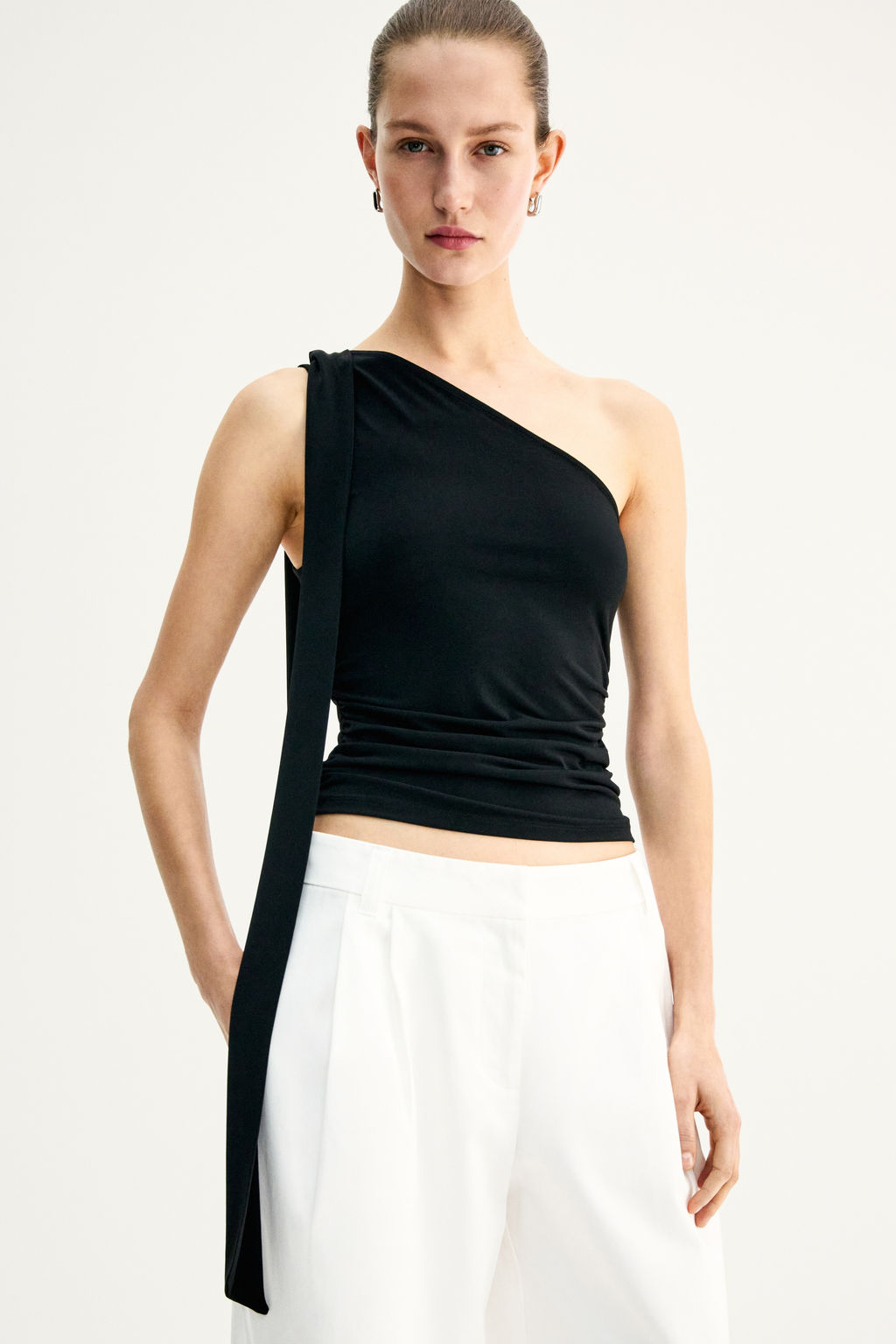 Top drapeado de un hombro - H&m фото 4