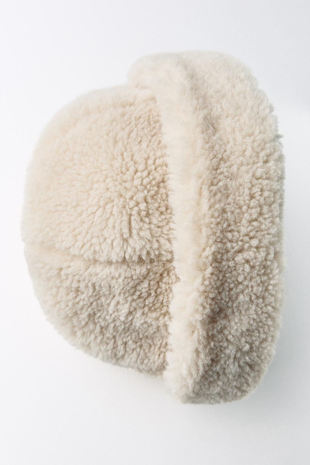 FAUX SHEARLING HAT - Zara фото 6