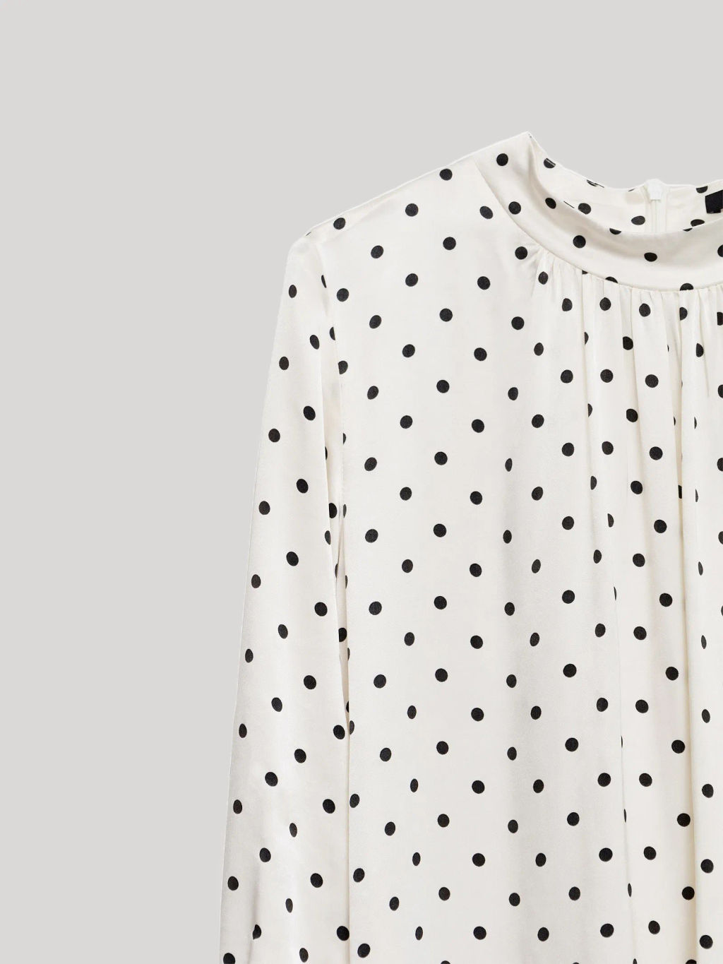 Платье со сборкой по горловине - Emka фото 5