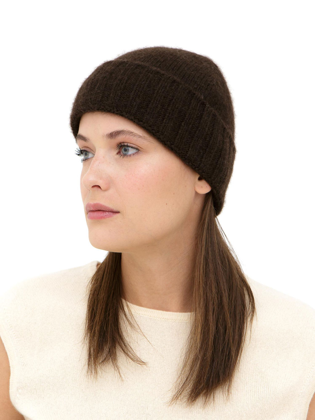 Шапка из пуха яка 04247 ТК