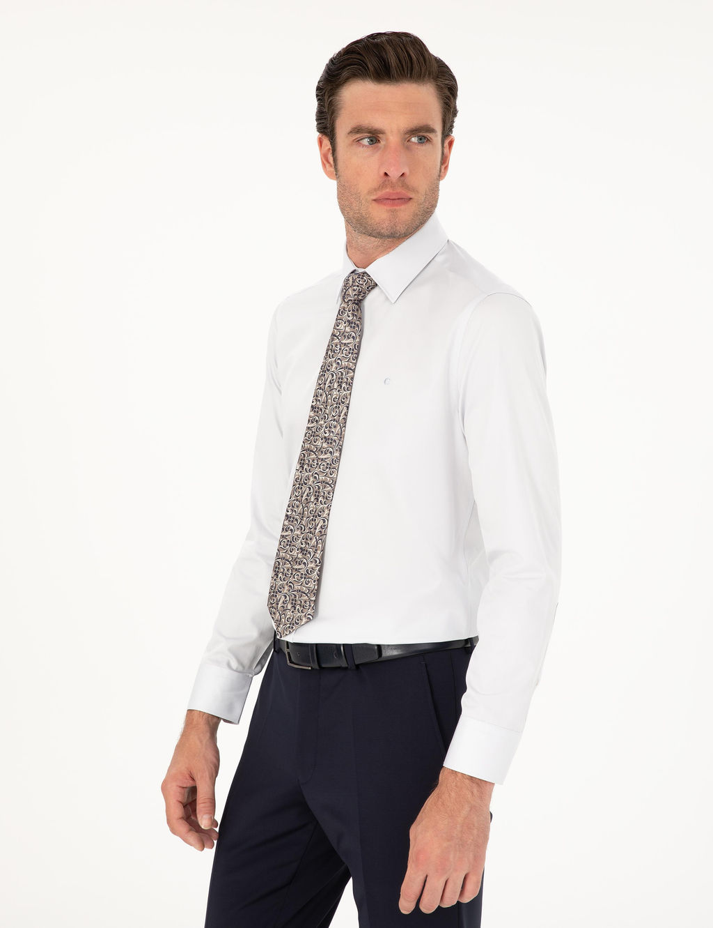 Светло-серая базовая рубашка приталенного кроя с длинным рукавом - Cacharel фото 3