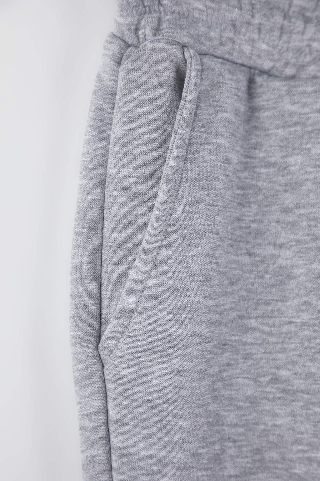 Siyah Regular/Normal Kesim Cep Ustu Etiket Detayl? Lastik Paca Esofman TMNAW26EA00012 - Trendyolmilla фото 8