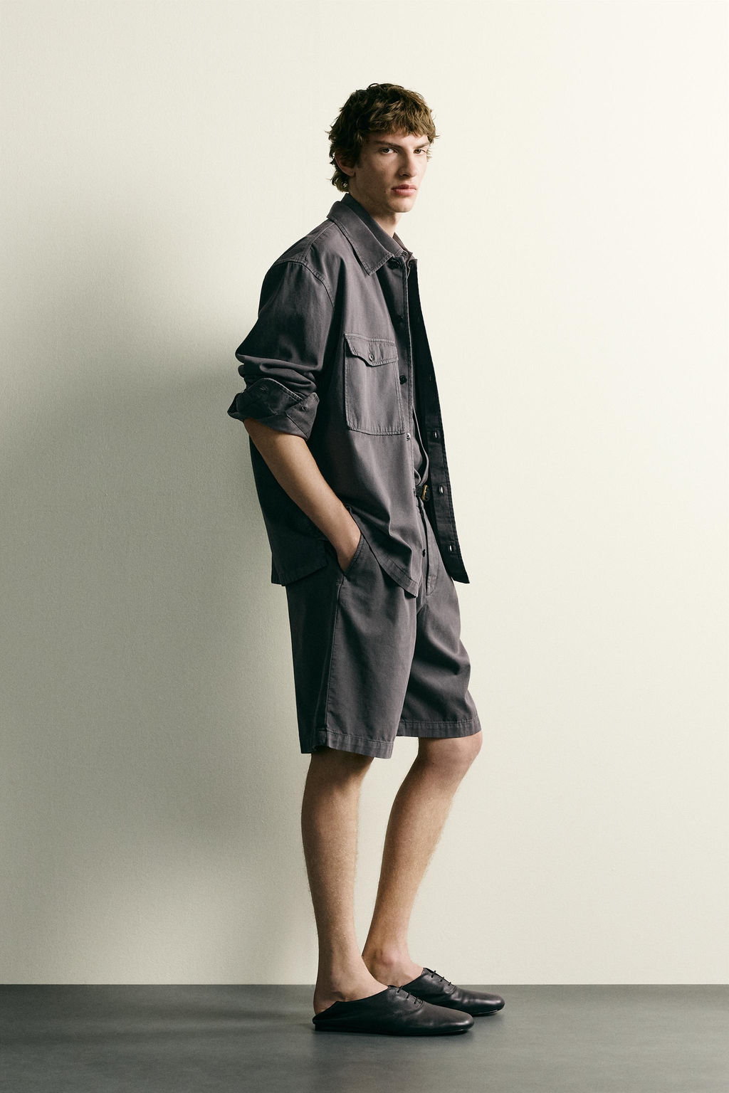 SOBRECAMISA LAVADA RELAXED FIT / Gris - Zara фото 4