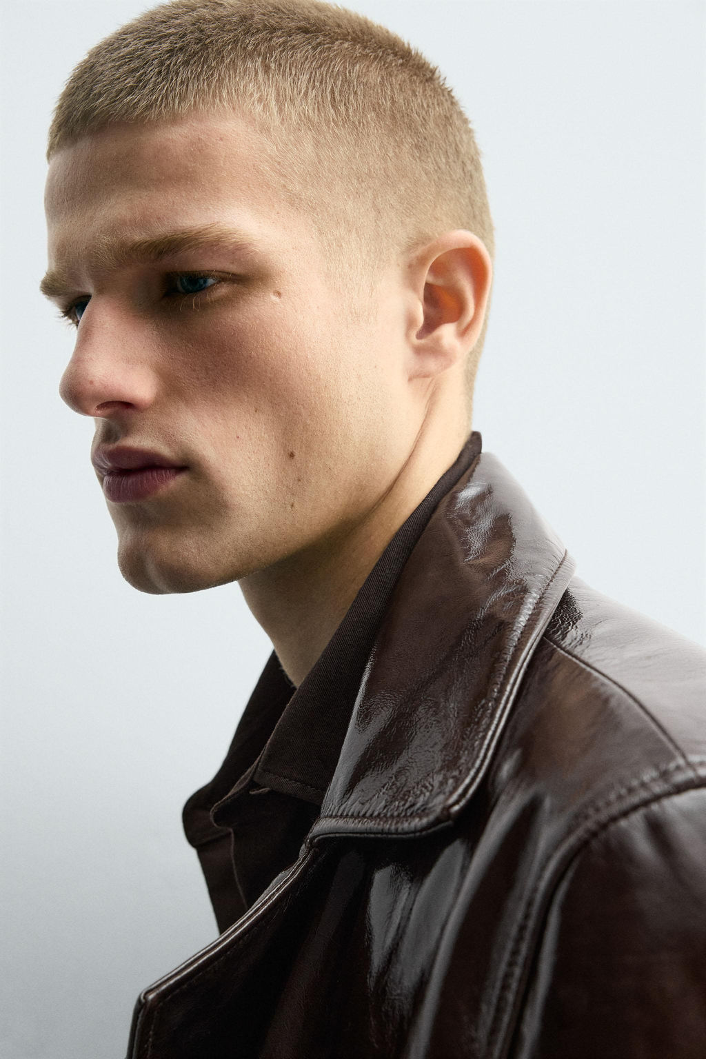 SHINY LEATHER JACKET