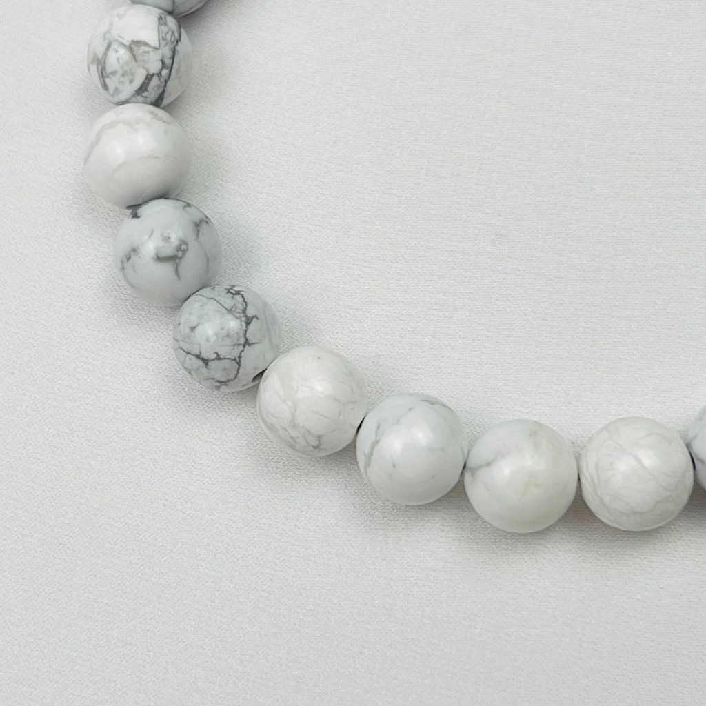 Браслет мужской из Говлита и черного Обсидиана 19 см