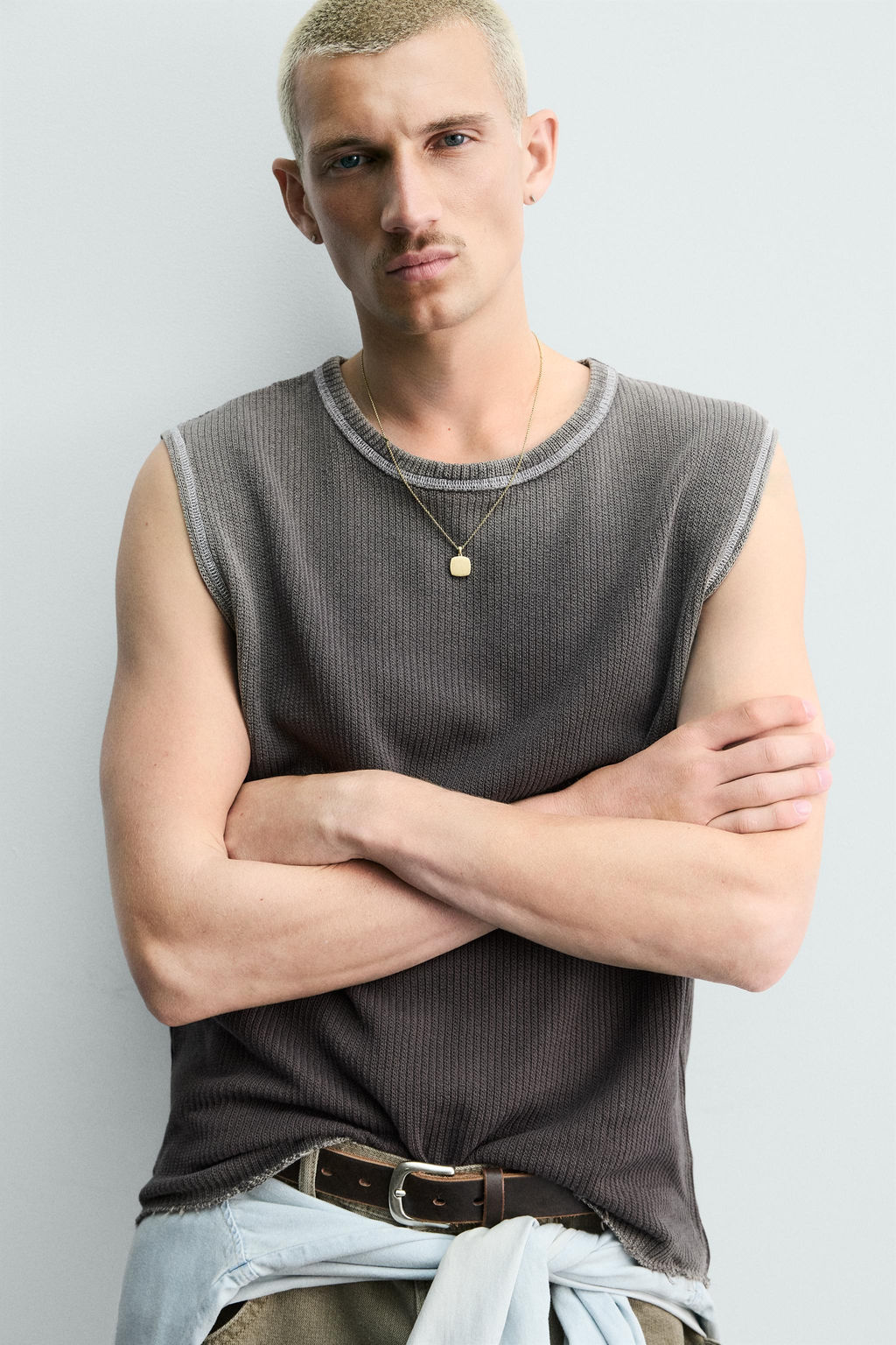CAMISETA TANK PUNTO  LAVADO / Marr?n