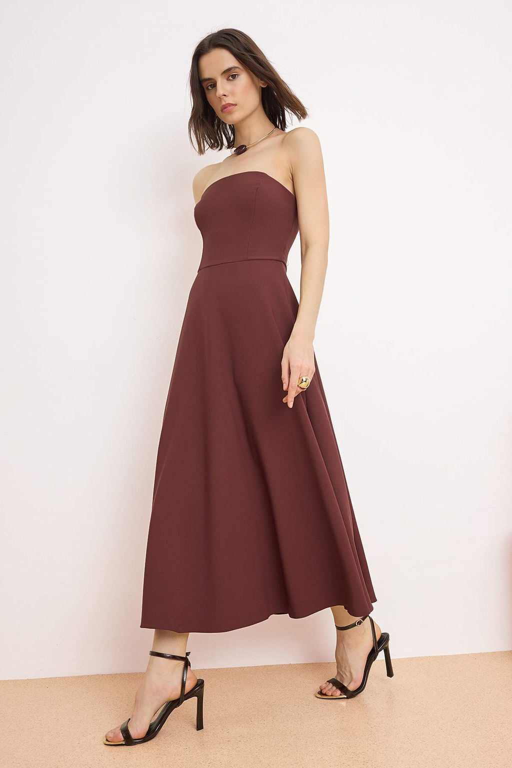 Kahverengi Duz Etegi Belden Ac?lan Dokuma Finike Maxi Astars?z S?k/Gece Elbise