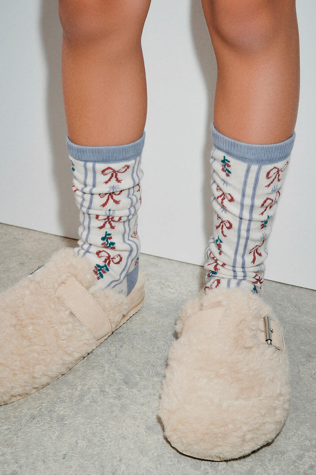 2-PACK OF LONG GREEK KEY AND BOW SOCKS - Zara фото 5