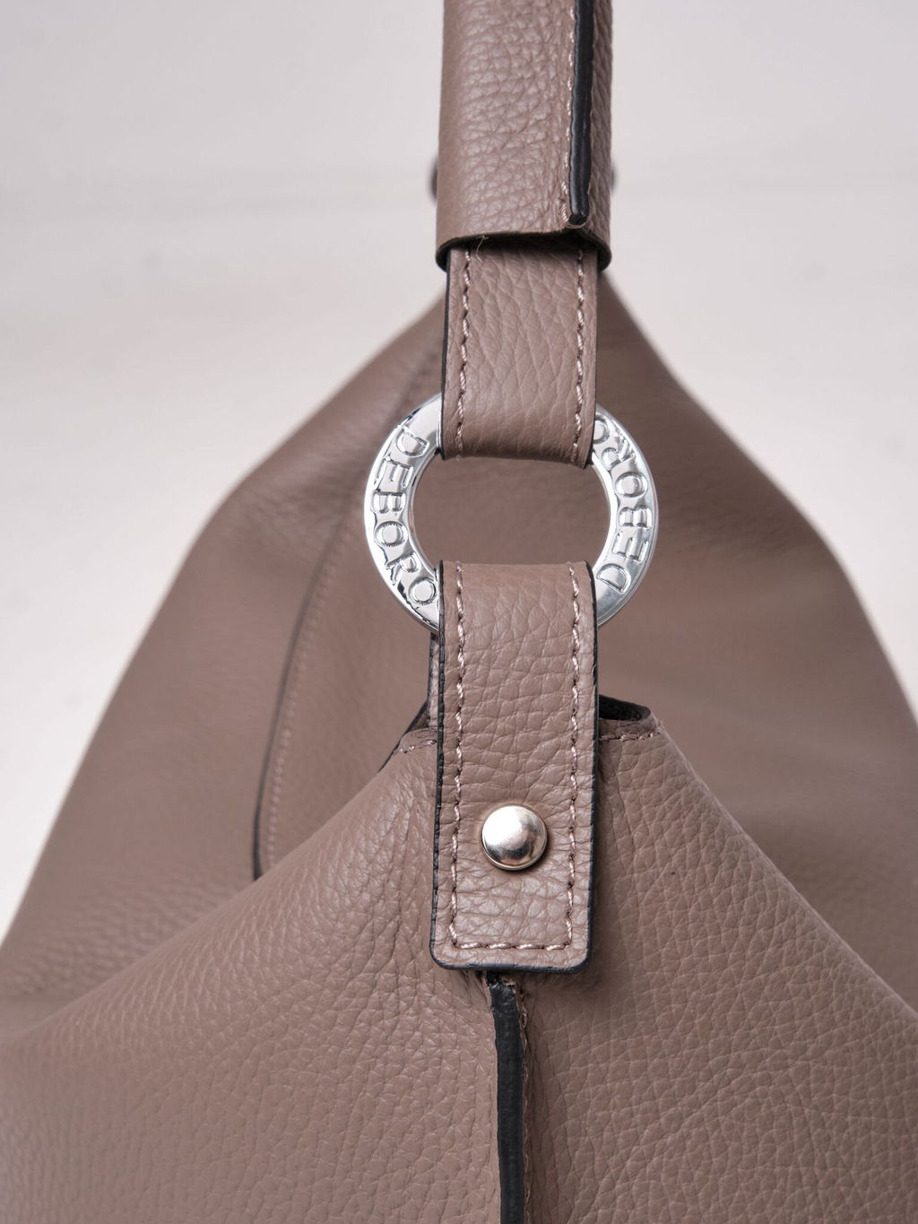 Сумка кожаная на плечо 30900 тауп