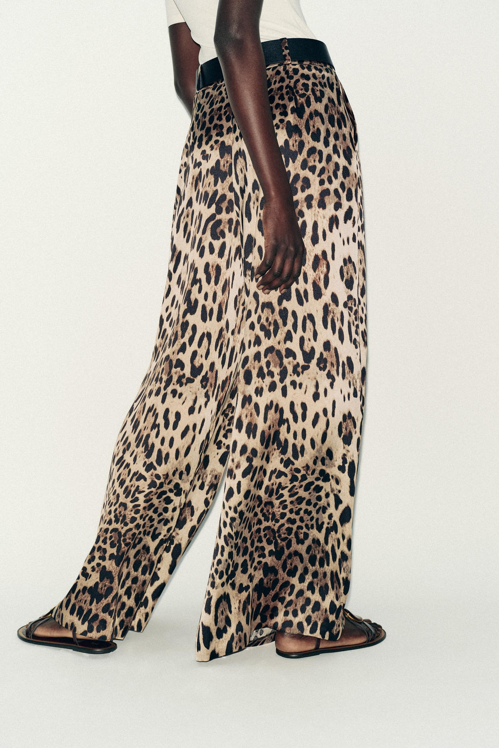 SATIN WIDE-LEG TROUSERS WITH BELT