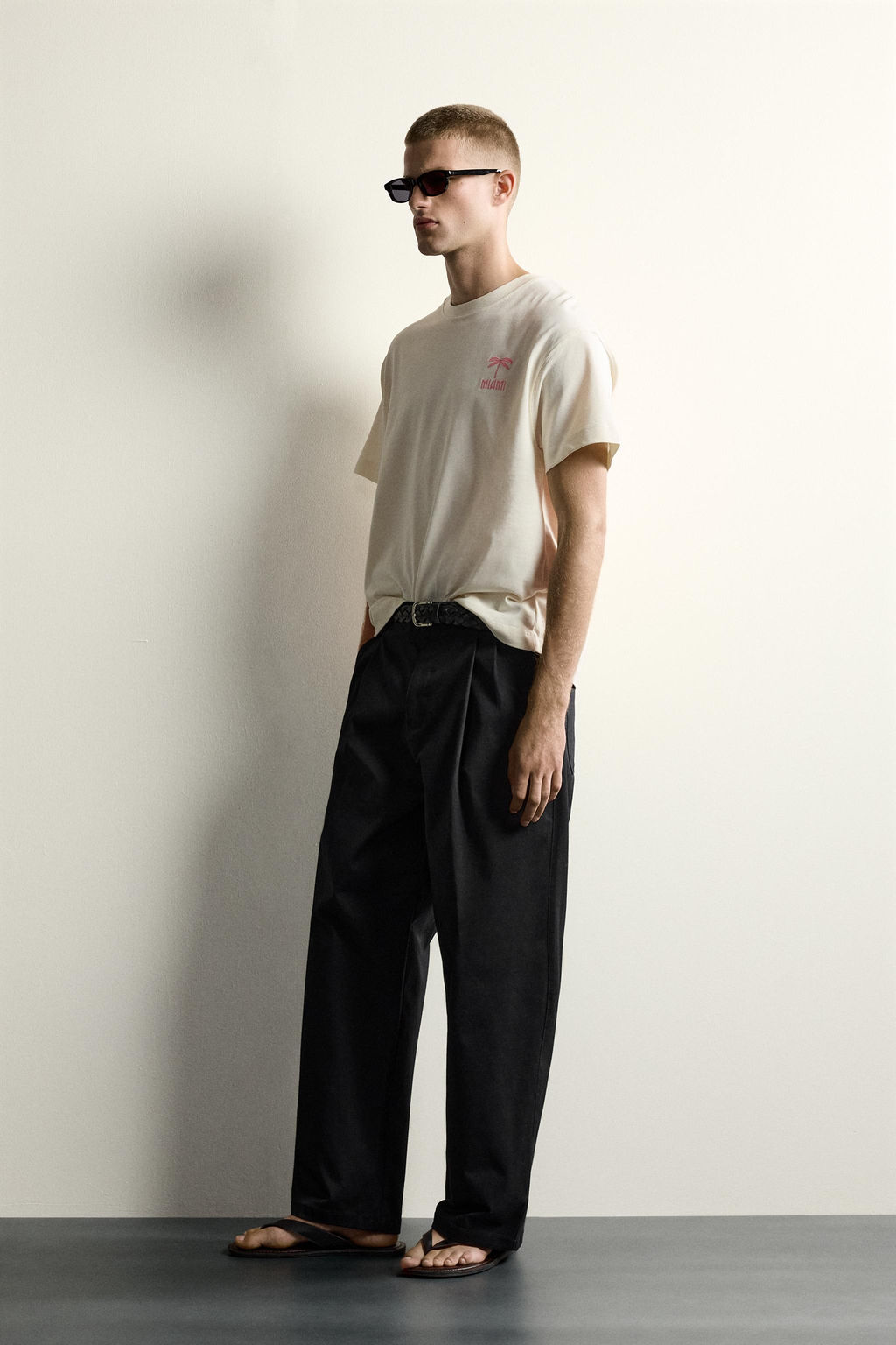 CAMISETA RELAXED FIT PARCHE MIAMI / Blanco - Zara фото 4