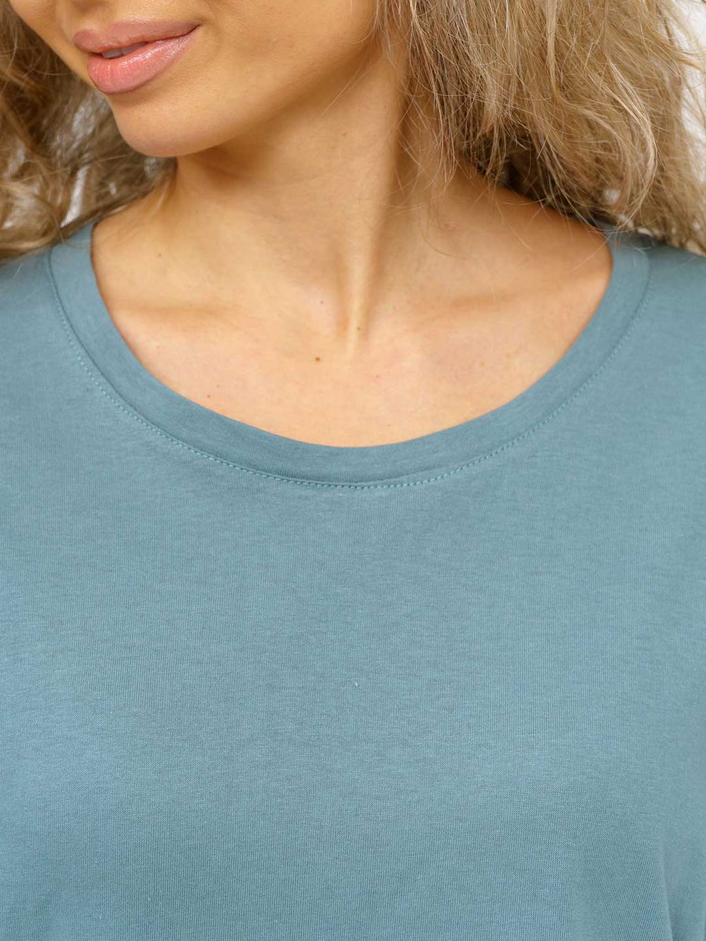 Футболка женская, цвет зеленый