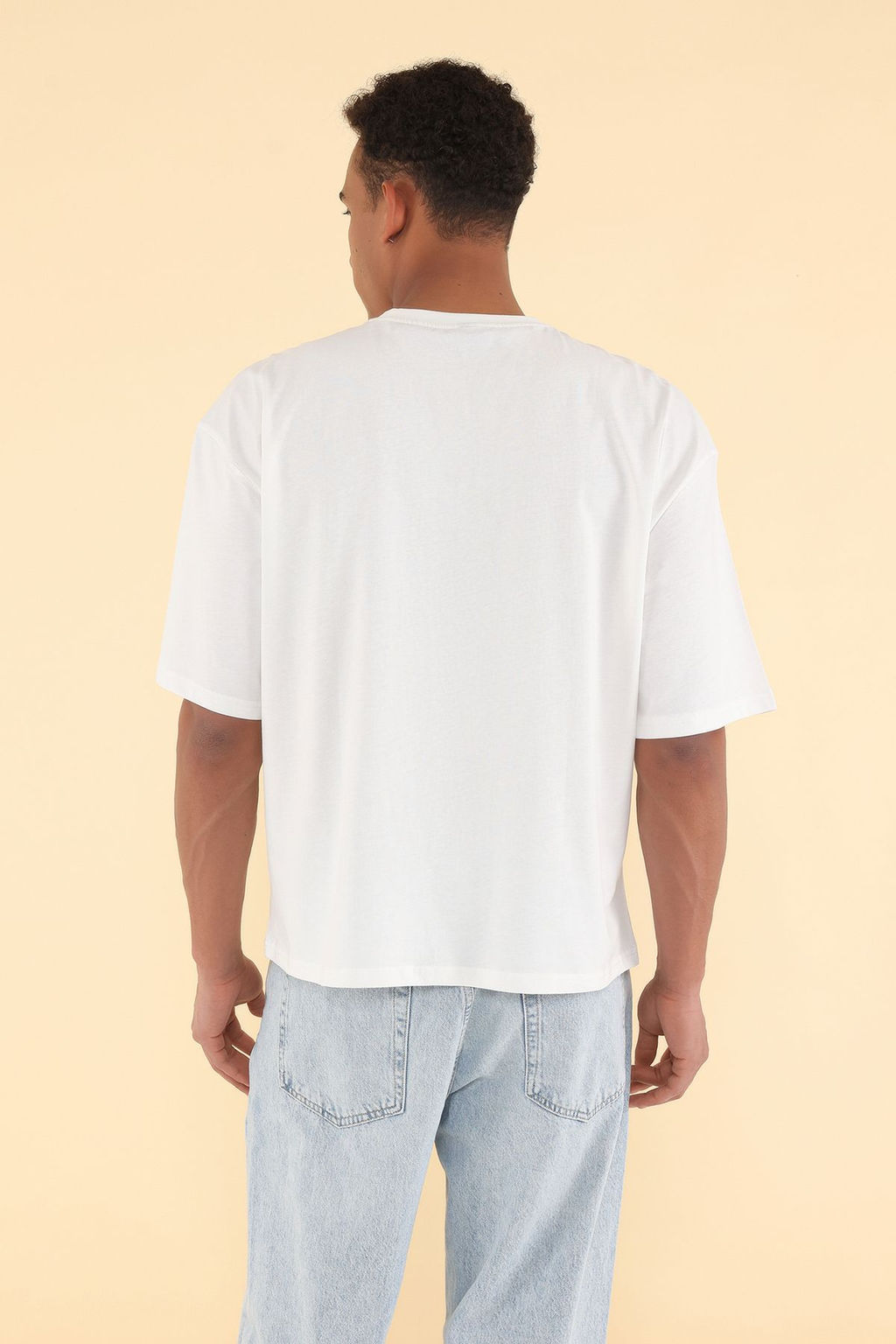 TRENDYOL MAN Unisex Ekru Crop/K?sa Kal?p Cicek Nak?sl? %100 Pamuk T-Shirt TMNSS25TS00098 - Trendyolmilla фото 5